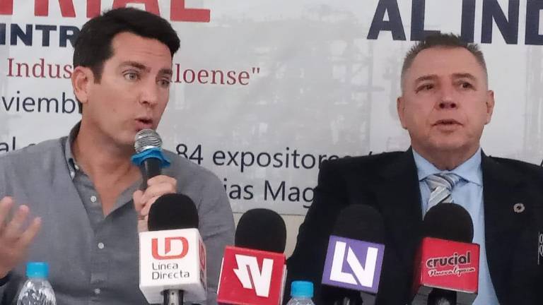 Conferencia de prensa en Culiacán para dar a conocer la Expo Industrial 2023 que organiza Canacintra.