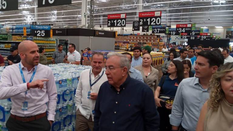Inaugura el Gobernador tienda Walmart sucursal Lola Beltrán en Culiacán