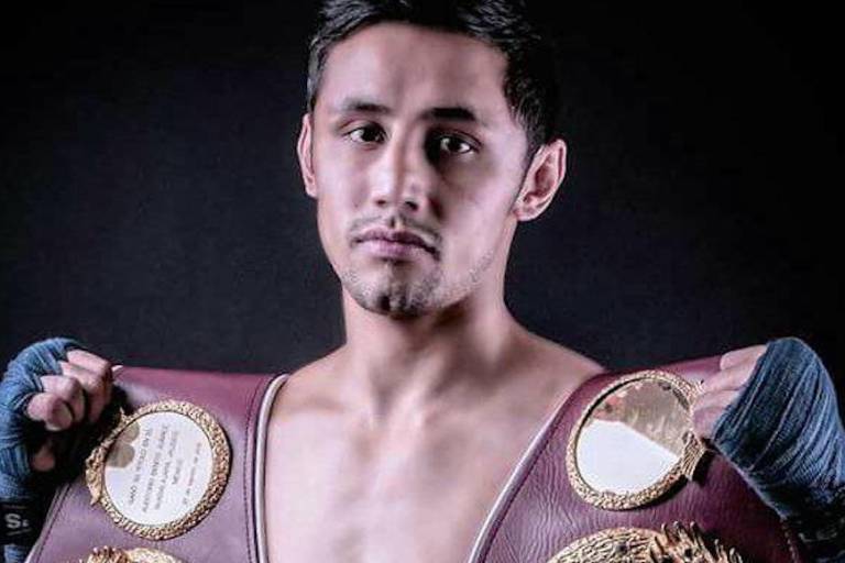 El boxeador mexicano Moisés Fuentes, en estado crítico luego de sufrir brutal nocaut