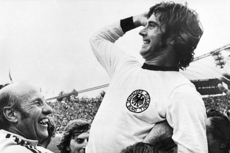‘El Bombardero’ Gerd Müller, goleador leyenda del futbol alemán, muere a los 75 años