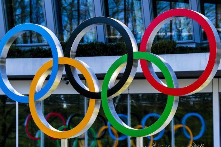 El Comité Olímpico Internacional y China ofrecerán vacunas a los deportistas para Tokio y Beijing