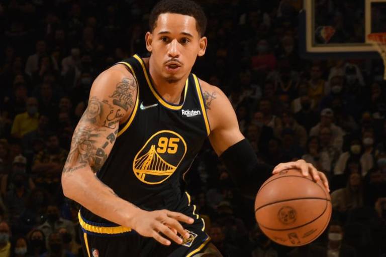 El mexicano Juan Toscano-Anderson impresiona en la NBA al estilo Michael Jordan (VIDEO)