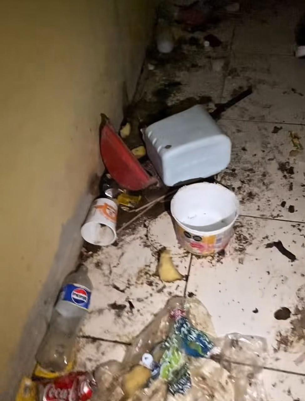 $!Rescatan a siete perros y encuentran restos de canes en bolsas negras en Culiacán