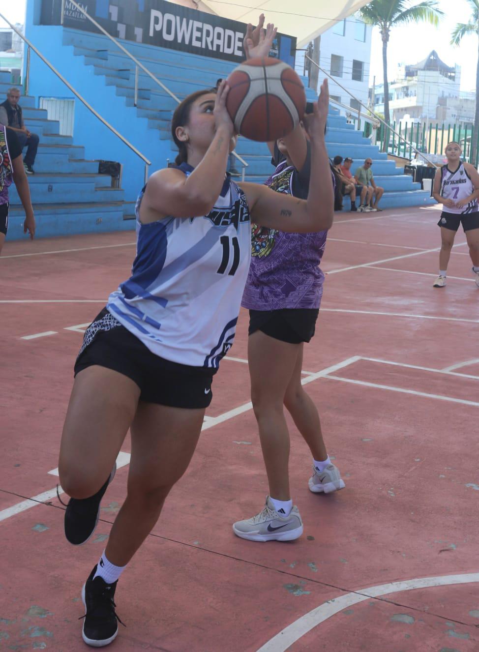 $!Tornados sufre tropezón en la Copa Navideña de Baloncesto