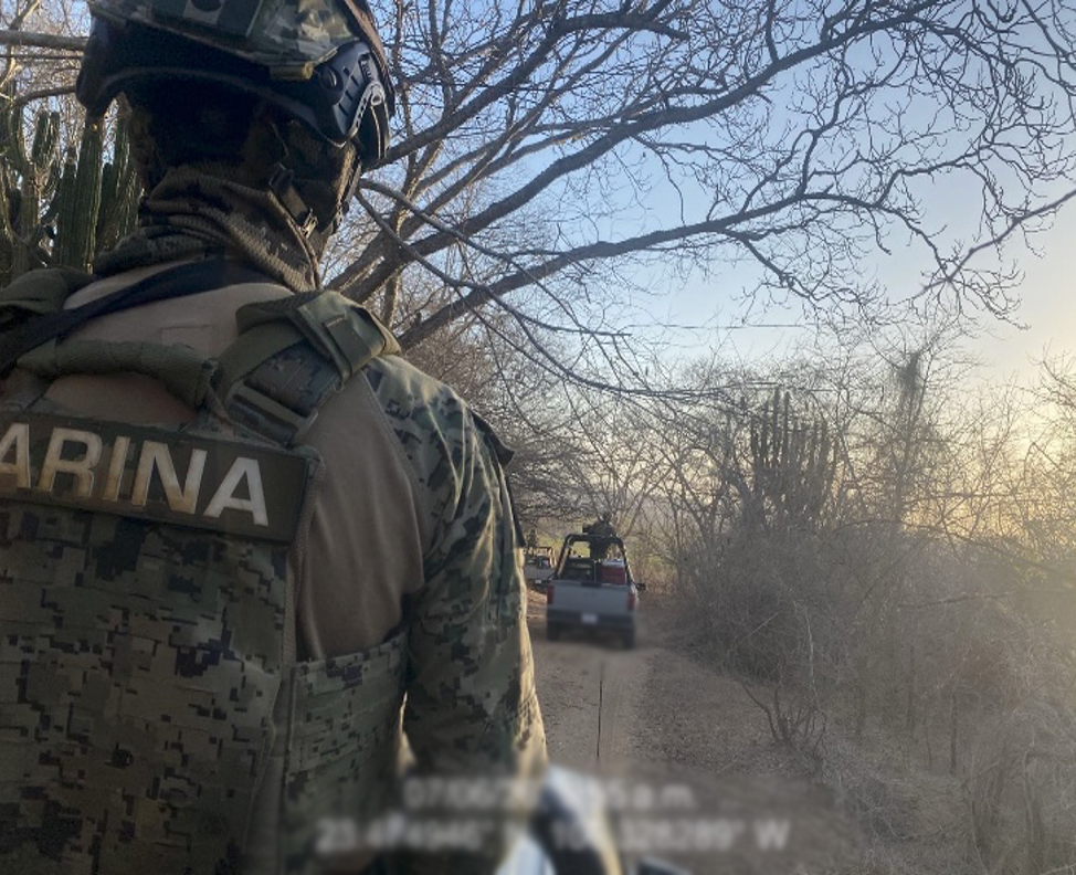 $!Asegura la Marina armamento y explosivos en El Zapote, Mazatlán