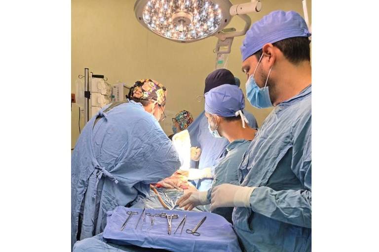 IMSS Sinaloa realiza procuración multiorgánica en HGZ No. 49 de Los Mochis; órganos se trasladan para trasplante