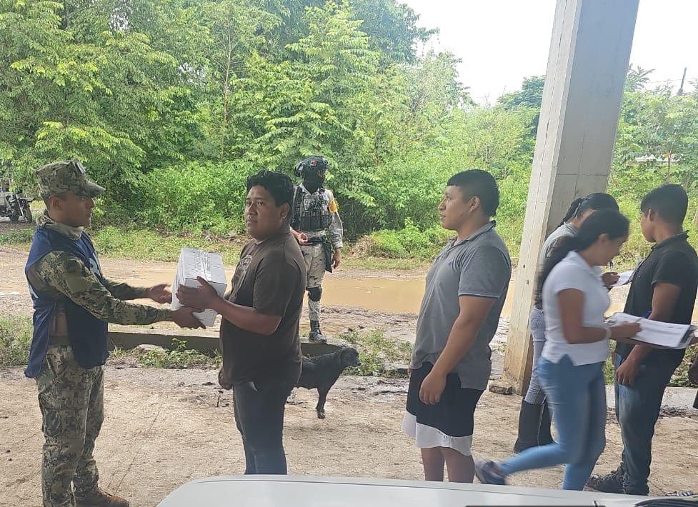 $!Marina despliega apoyo a comunidades afectadas por lluvias en varios estados