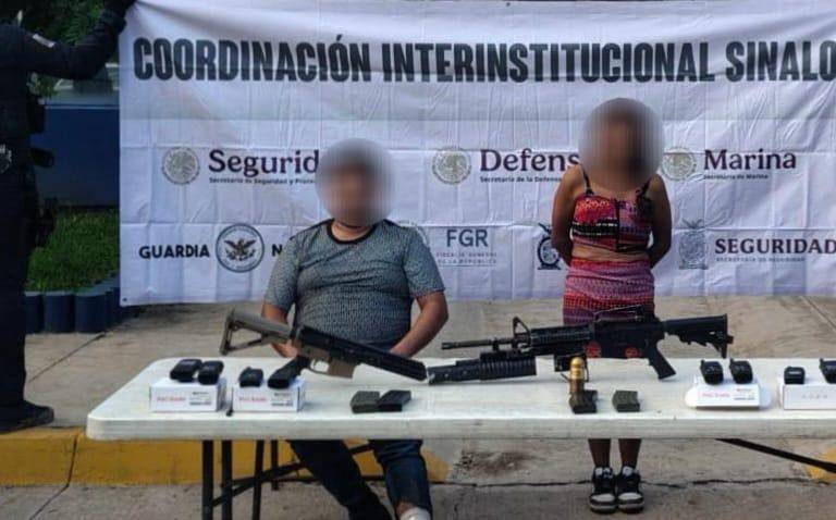 Detienen a dos con armas en Villa Juárez, Navolato
