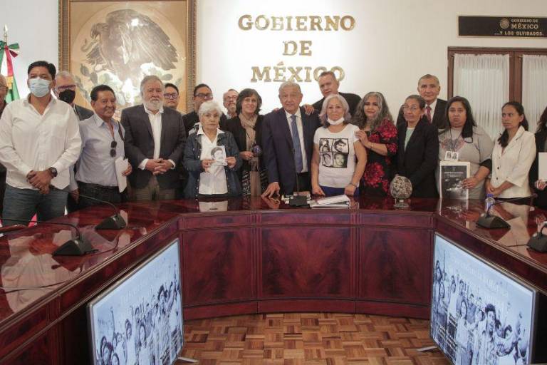 Comisión presidencial abrirá archivos malolientes de muerte y desaparición en México