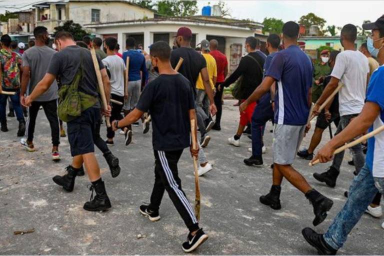 En Cuba, un hombre es asesinado por la dictadura castrista durante las protestas