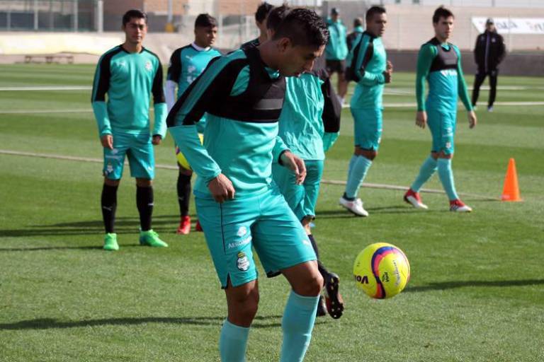 Sinaloense Jesús Isijara jugará en el futbol de Guatemala