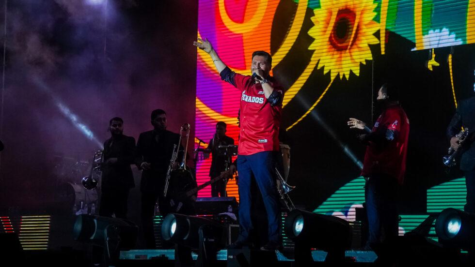 $!El jersey oficial de Venados de Mazatlán es revelado por Banda MS durante concierto en el Teodoro Mariscal