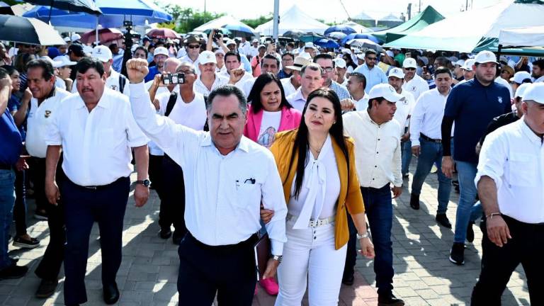 El Rector de la UAS, Jesús Madueña Molina, a su llegada al Centro de Justicia Penal, donde enfrentó una audiencia de más de 11 horas.