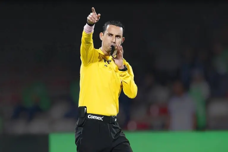 Sinaloense César Ramos será el árbitro central en la final de vuelta del Apertura 2025