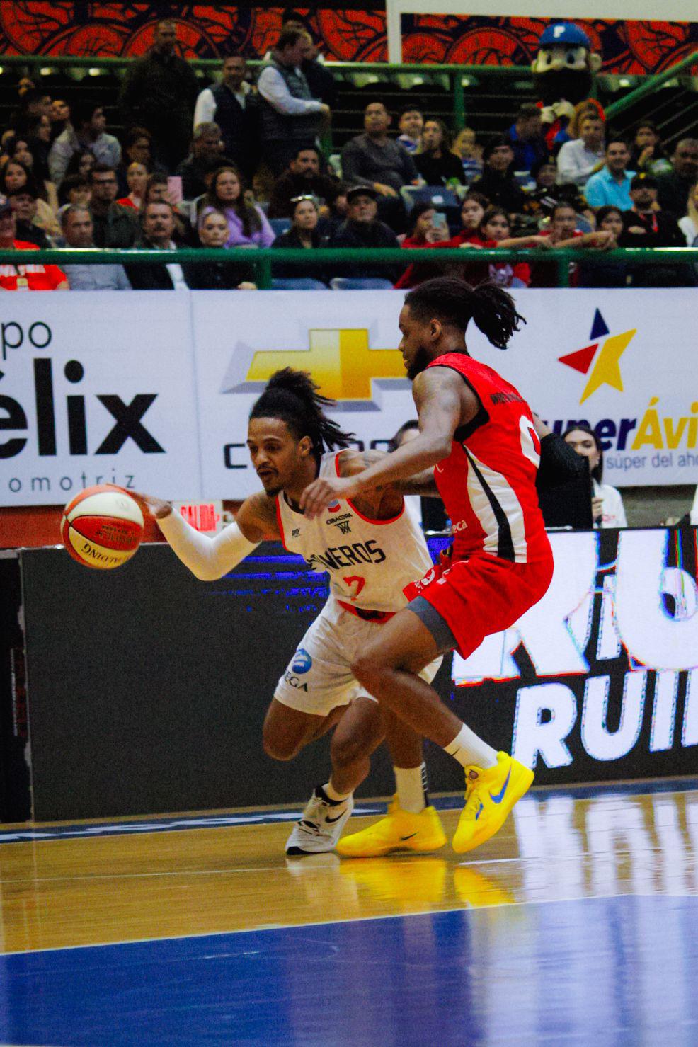 $!Venados Basketball cae en el primero de la serie ante Pioneros en Los Mochis