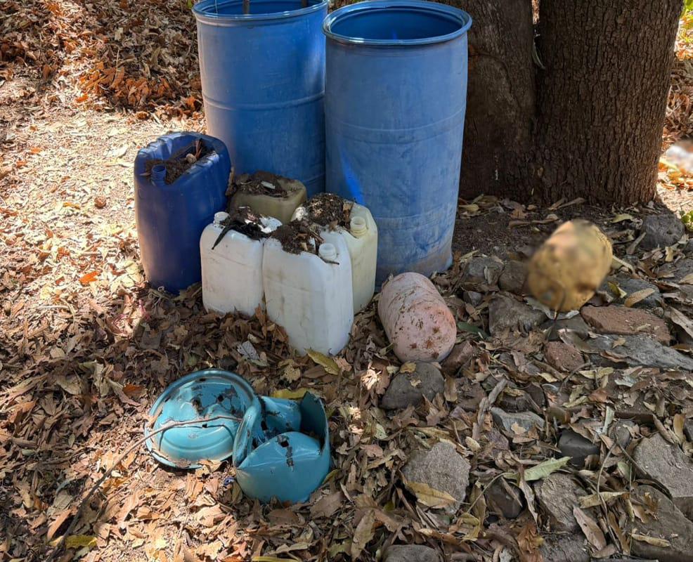 $!Inhabilitan cinco áreas de concentración de químicos para elaborar metanfetamina, en Culiacán