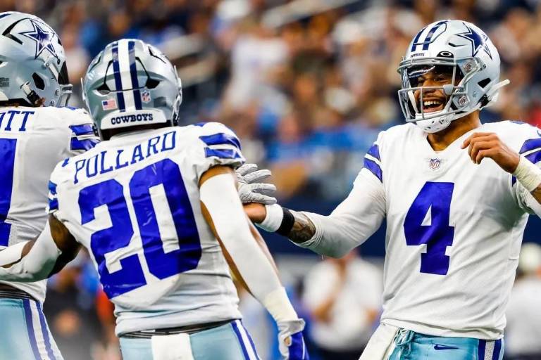 Dak Prescott vuelve y los Cowboys vencen a los Lions