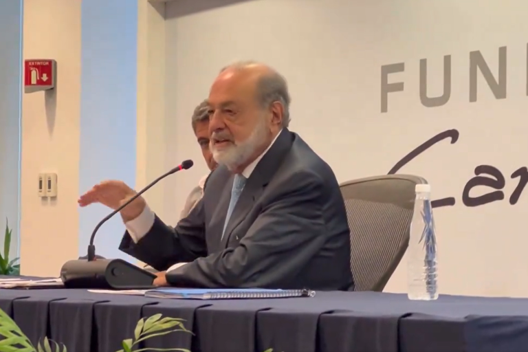 Slim rechaza beneficiarse en Gobierno de AMLO