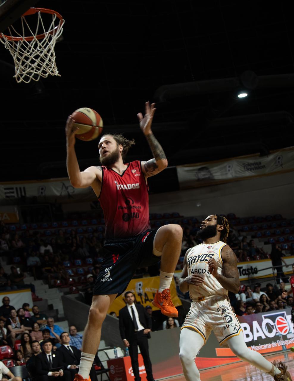 $!Triple de Clyde Trapp Jr. da triunfo agónico a Venados sobre Rayos