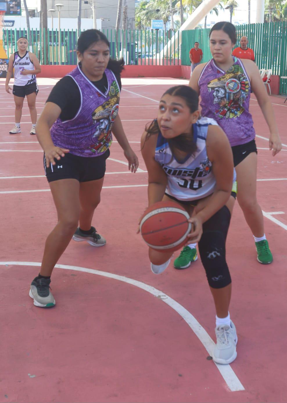 $!Tornados sufre tropezón en la Copa Navideña de Baloncesto