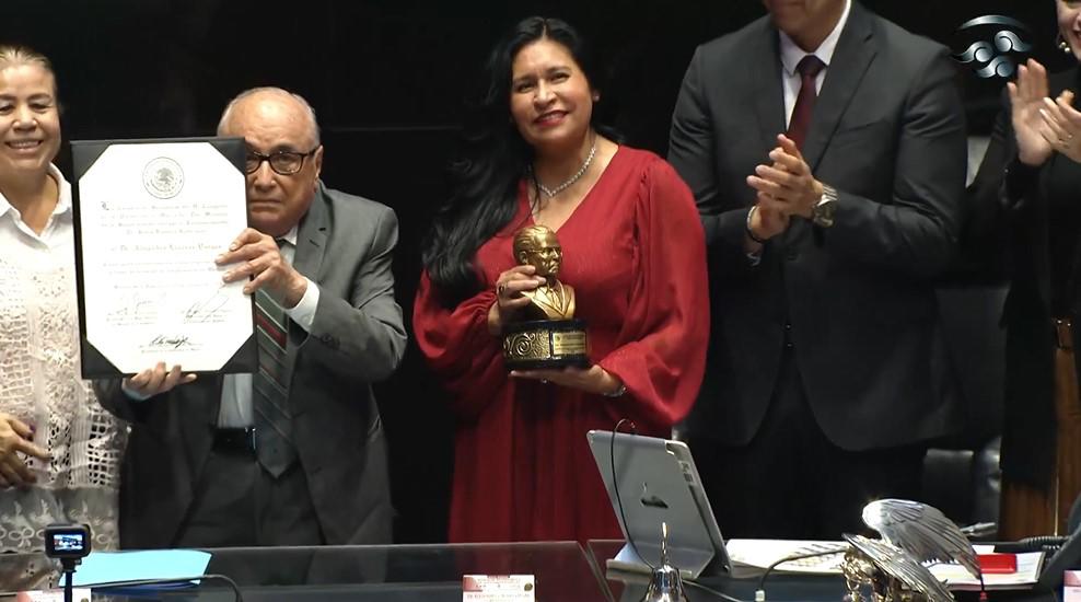 $!Reconoce el Senado con el Premio Jesús Kumate Rodríguez a Alejandro Llausás Vargas