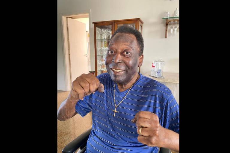 Pelé sufre una infección urinaria durante su hospitalización en Sao Paulo