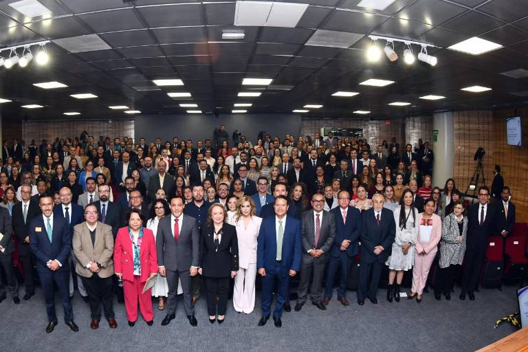 Jueces y magistrados federales inician curso exprés sobre los expedientes que les tocará resolver