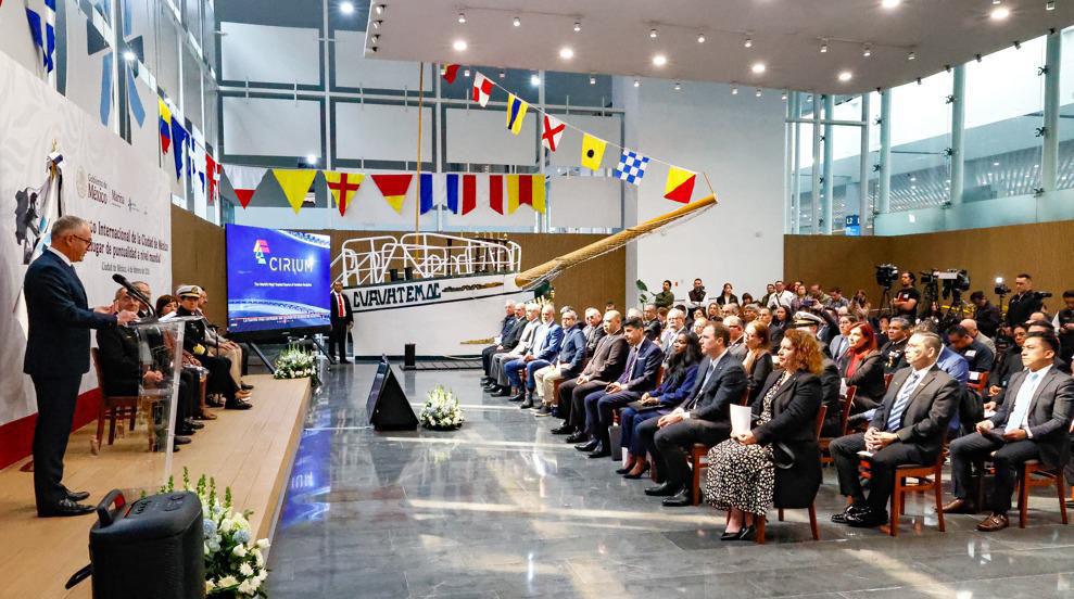 $!Entregan reconocimiento al Aeropuerto Internacional de la Ciudad de México por ser el tercero más puntual en el mundo