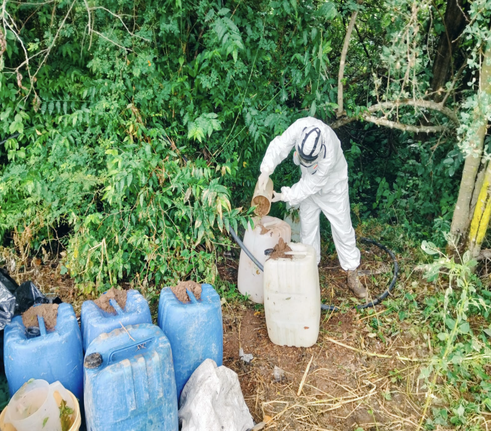 $!Ejército desmantela cinco laboratorios de metanfetamina en Culiacán y Cosalá