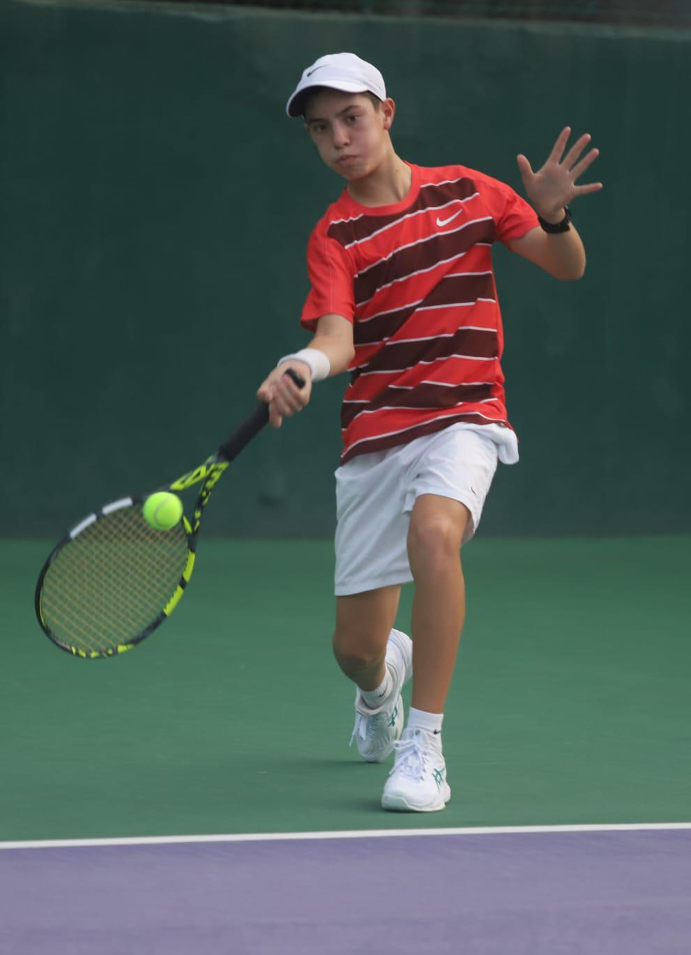 $!Lucca Becerra suma triunfo en Circuito de Tenis, en El Cid