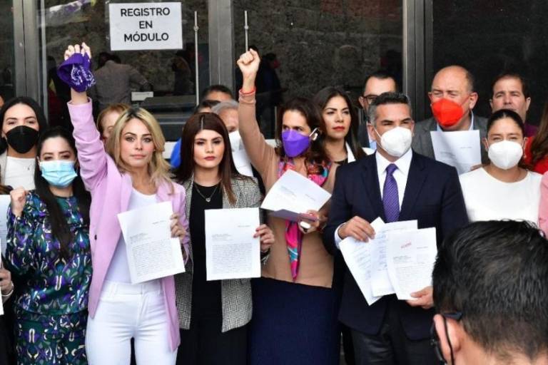 ‘Alito’ y Diputadas del PRI denuncian ante FGR a Layda Sansores por violencia de género