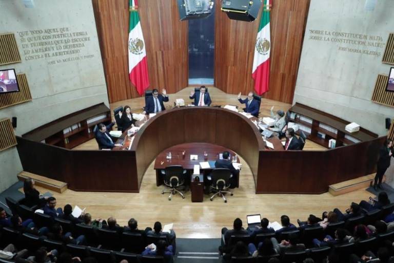 Magistrado propone dar cuatro candidaturas de gubernaturas a mujeres en 2024, en lugar de cinco