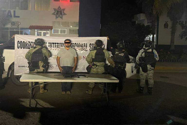 Detienen en Navolato a hombre requerido por EU