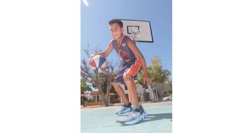 Otilio Torres festejará el Día del Niño jugando basquetbol.