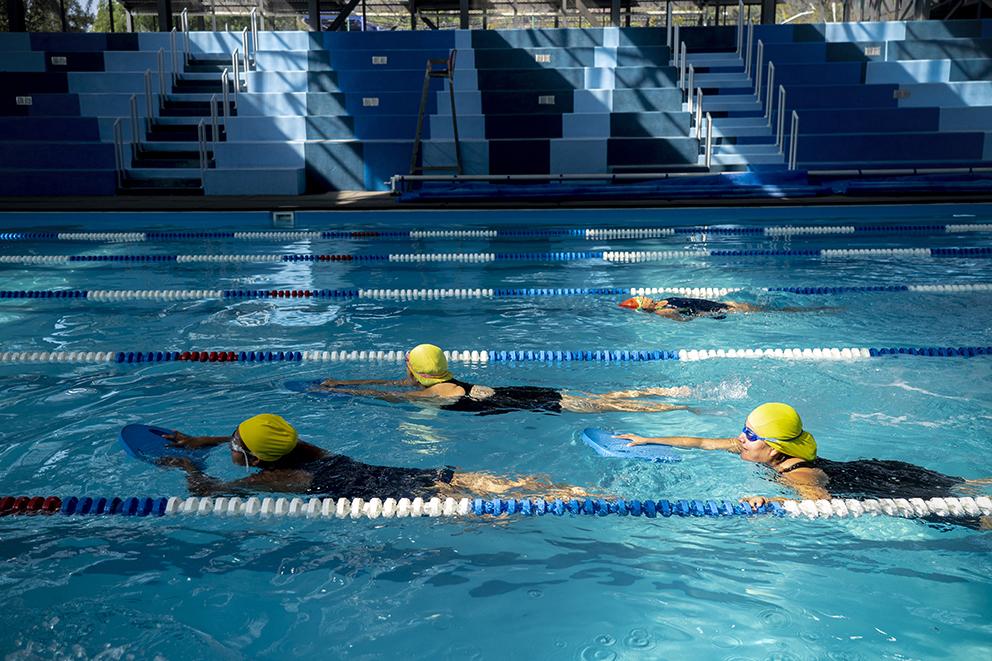 $!Clases de natación en la Utopía La Cascada, de la alcaldía Iztapalapa.