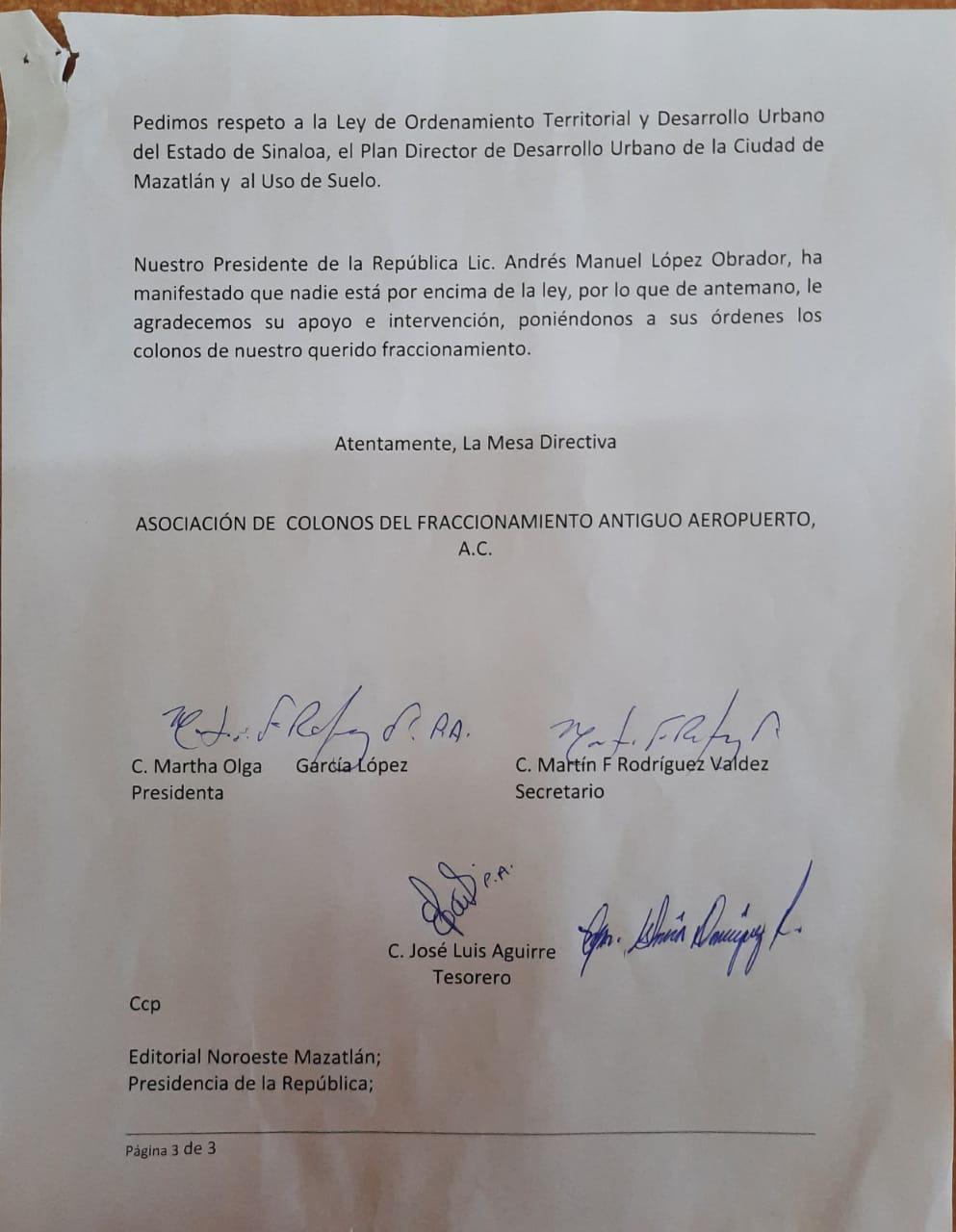 $!En Mazatlán, buscarán vecinos de Antiguo Aeropuerto un amparo contra la decisión de donar su parque a Nafta Lubricantes