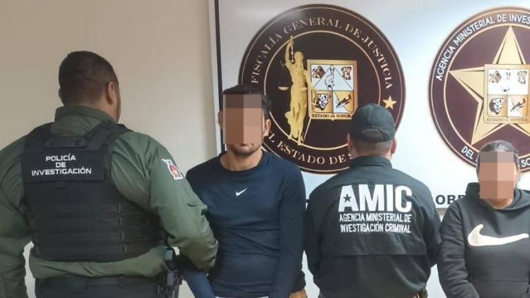 Los ex policías municipales Álvaro y Silvia fueron detenidos el martes en Ciudad Obregón, Sonora.