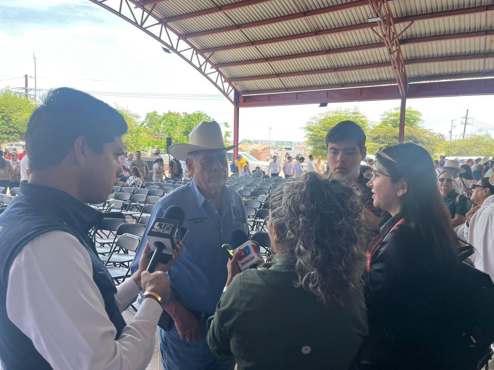 Productores agrícolas de Navolato reconocen respaldo de Rocha Moya con programa de Fertilizantes del Bienestar