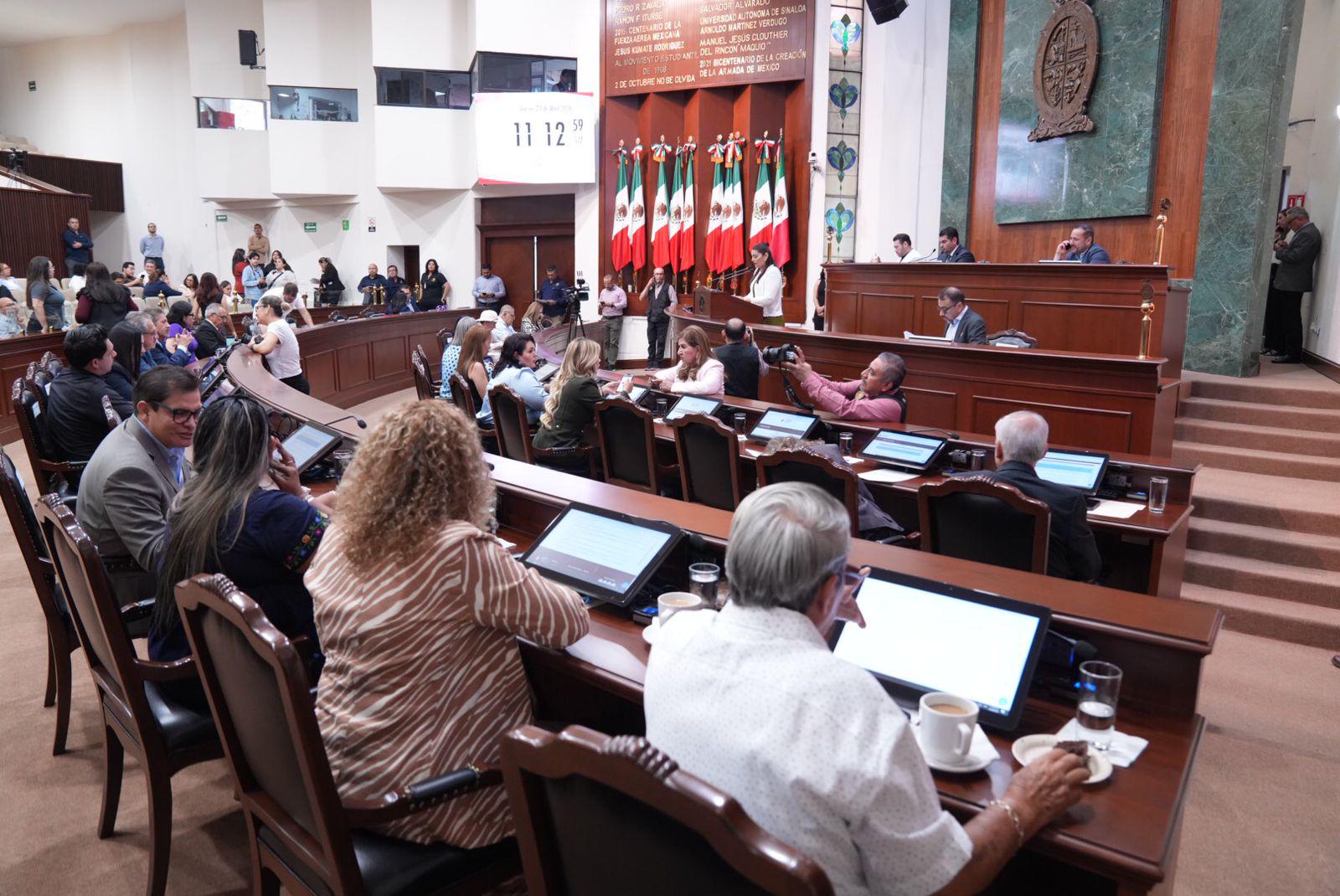 Avanza en el Congreso de Sinaloa iniciativa de Rocha Moya que busca eliminar la CEAIP