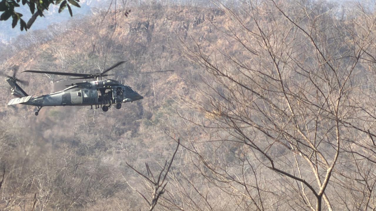 Con helicóptero de la Marina buscan a periodista extraviado cerca de mina de Rosario