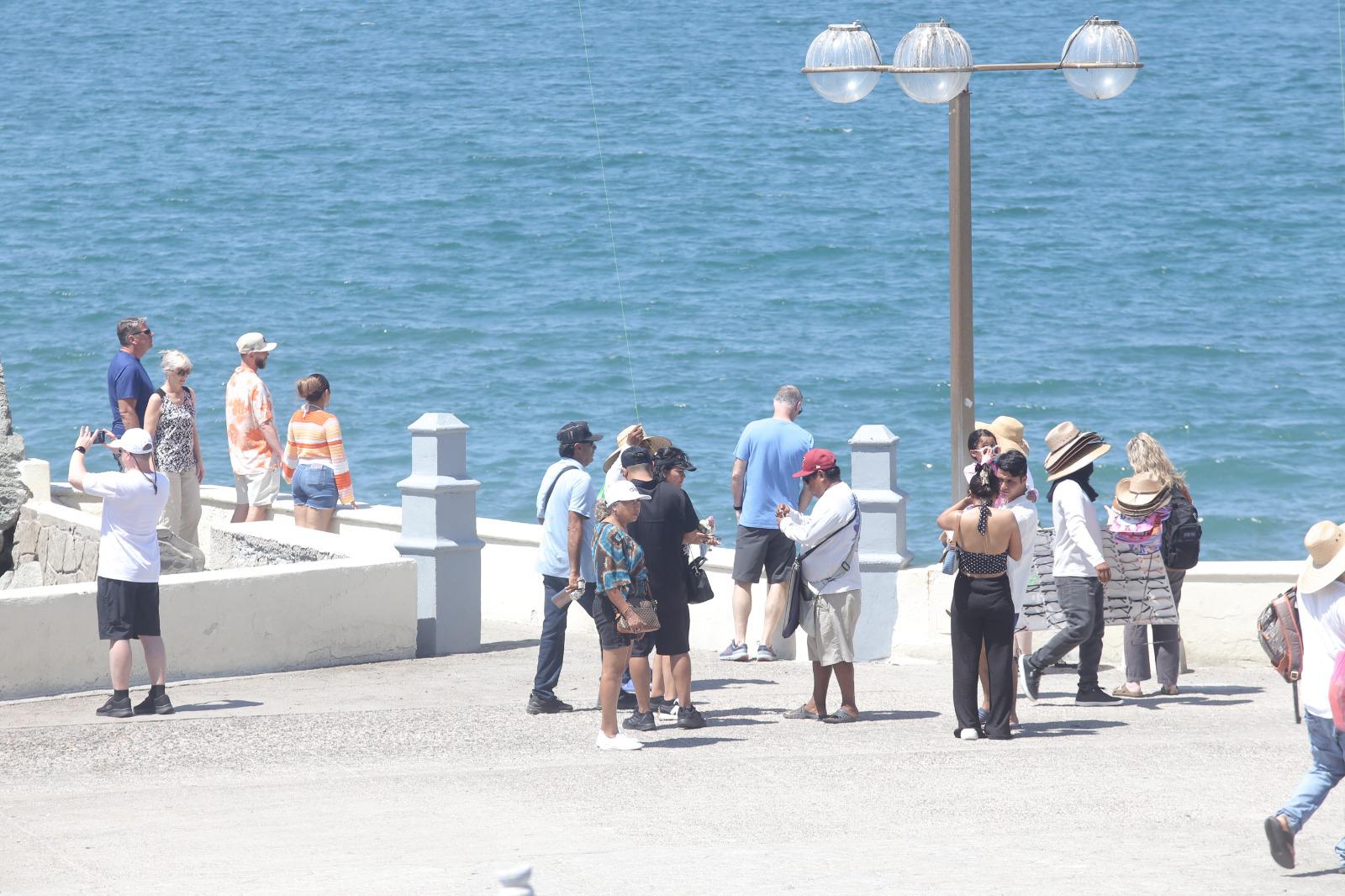 Invitan hoteleros a visitar Mazatlán durante Semana Santa