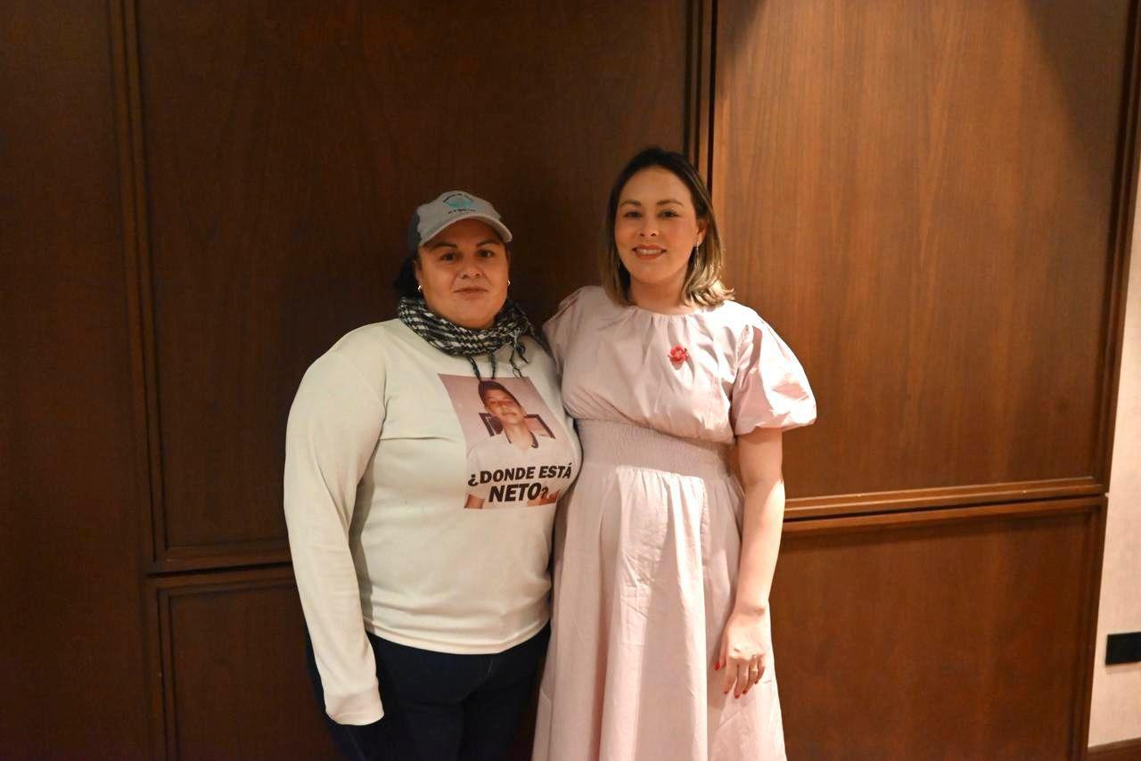 Gobernadora de Sinaloa se reúne con líder de Madres en Lucha tras manifestación