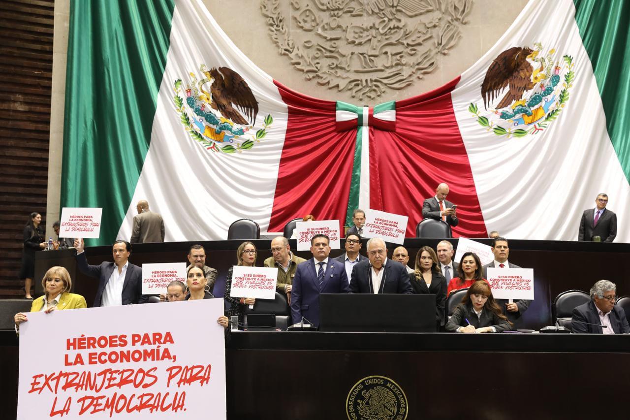 Diputados aprueban obligar a candidatos a Presidencia y gubernaturas a renunciar a otra nacionalidad